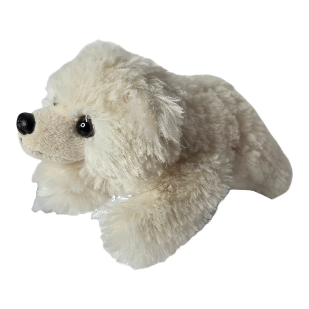 Aurora‎ Polaris Polar Bear 8